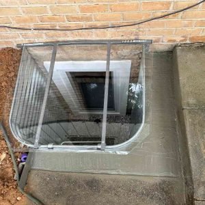 Egresswithlidandfinishedconcrete